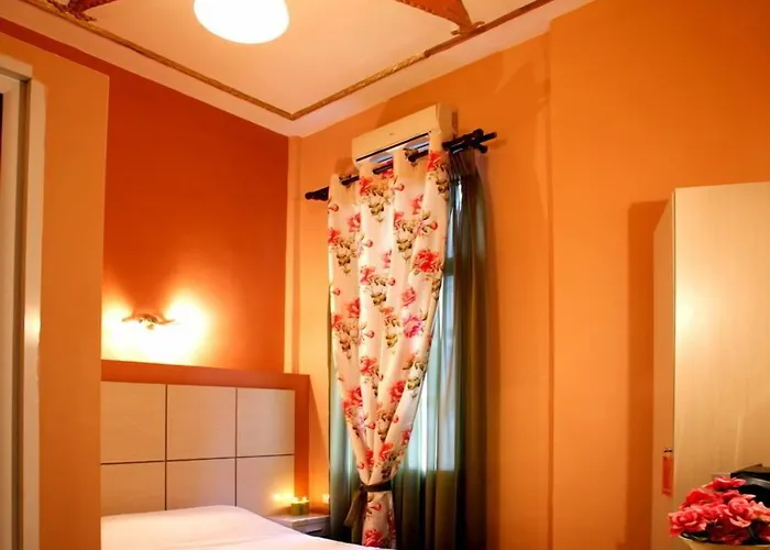 Atlantis Hotel *
